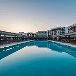 Voya Otel