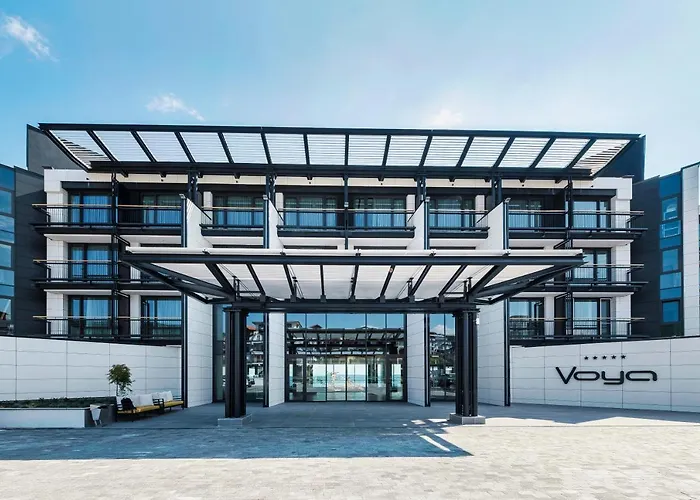 מלון Voya 5*