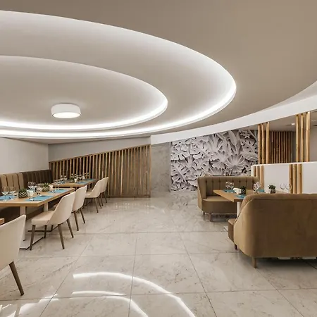 Hotel Voya
