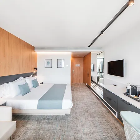 Voya Szálloda Szveti Vlasz